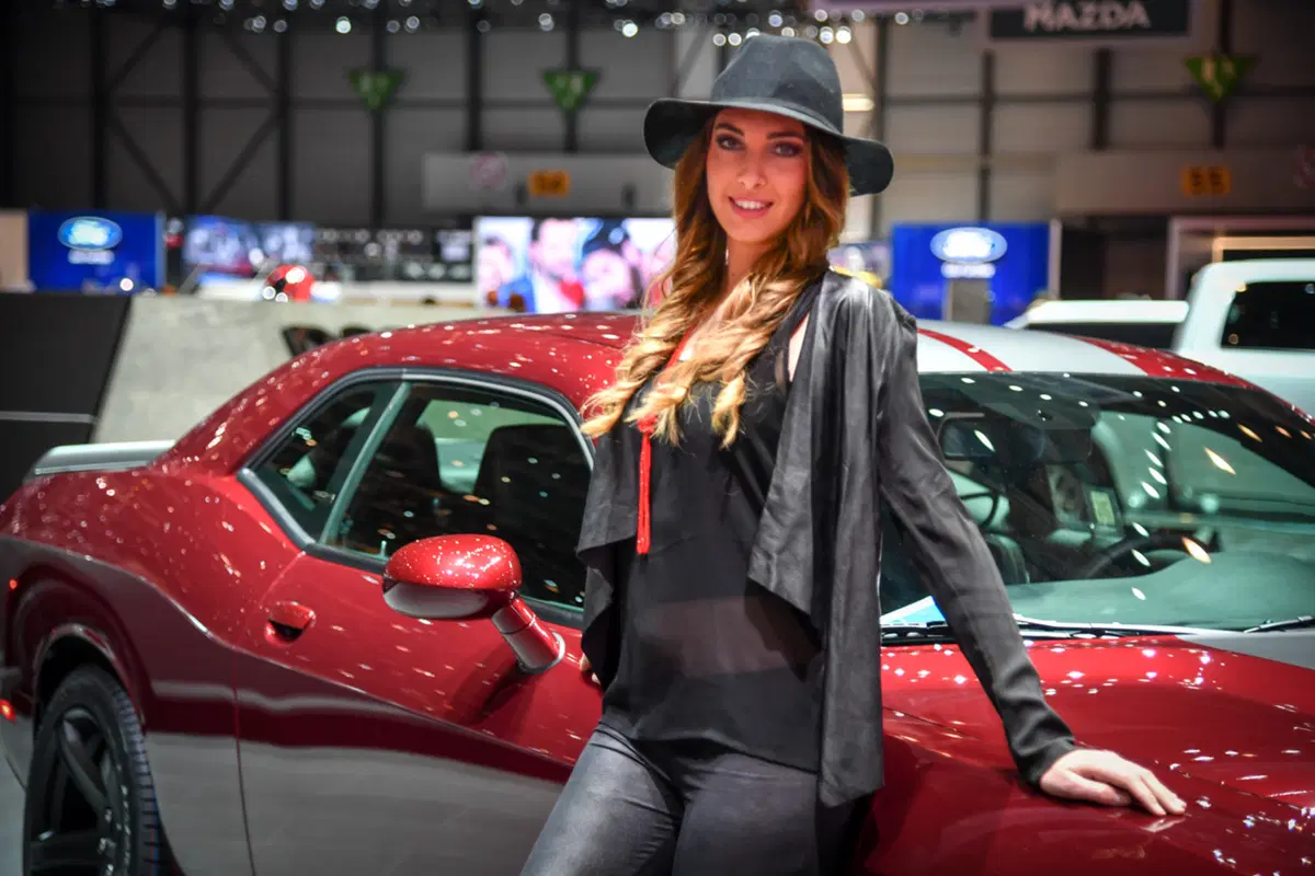 Salone di Ginevra 2017: le ragazze più belle! [Gallery] (39)