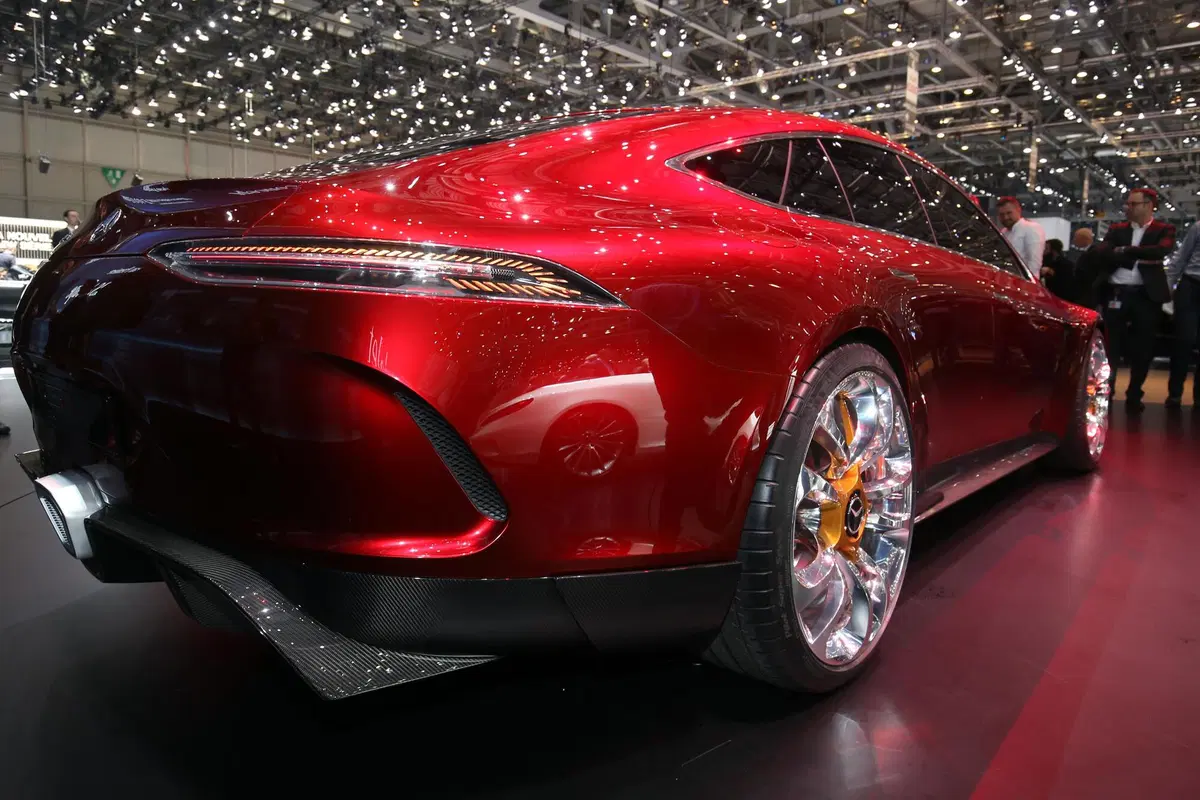 Mercedes AMG Concept, la videorecensione al Salone di Ginevra 2017 [Video] (9)