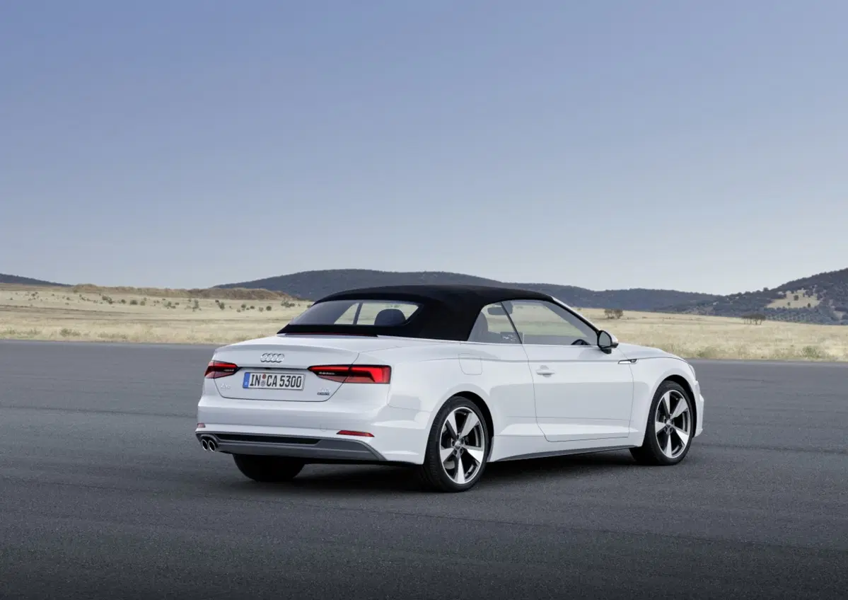 Nuova Audi A5 cabrio: arriva il 2.0 TDI da 190 CV (7)