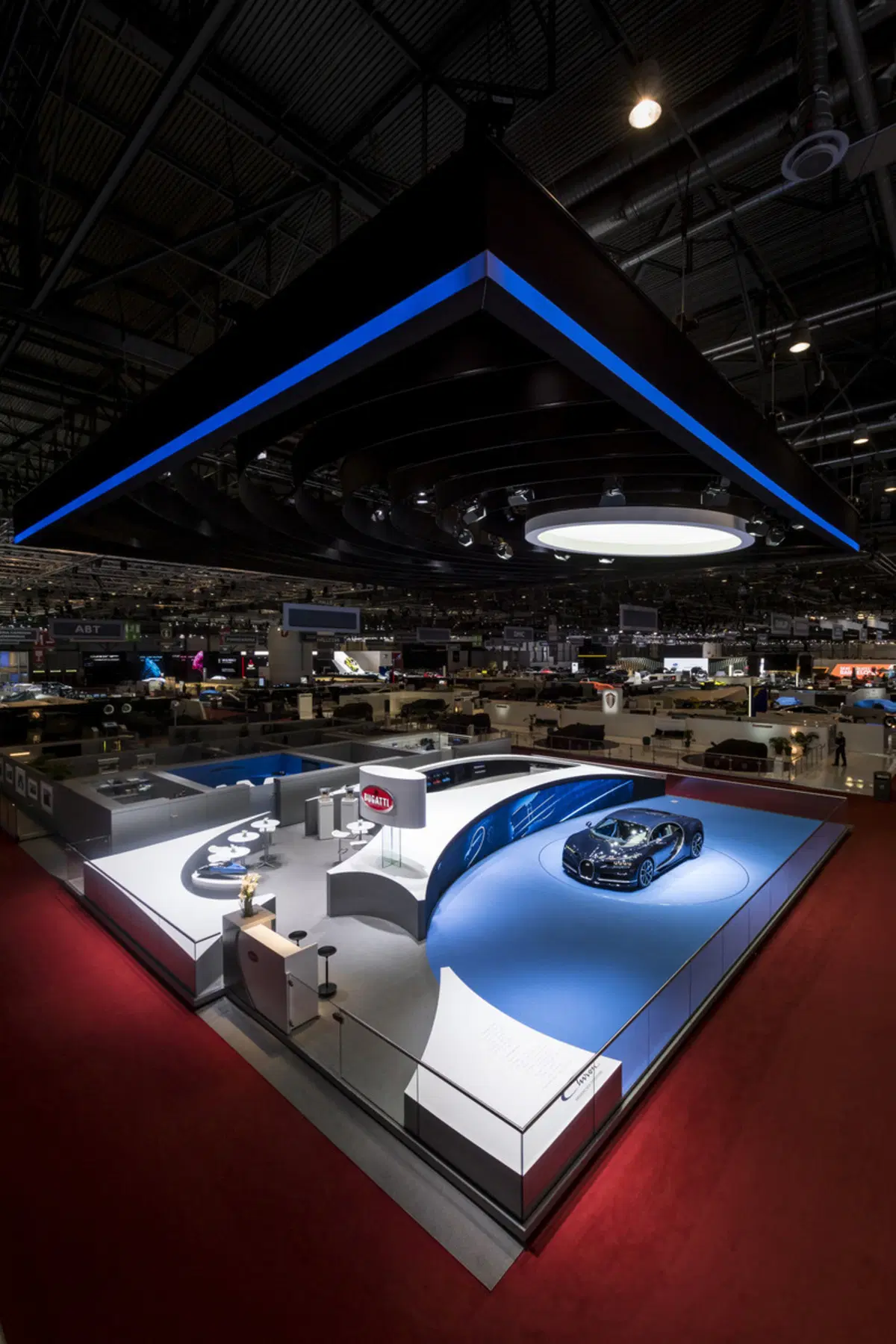 Bugatti, miglior stand del Salone di Ginevra 2017 [Video] (5)