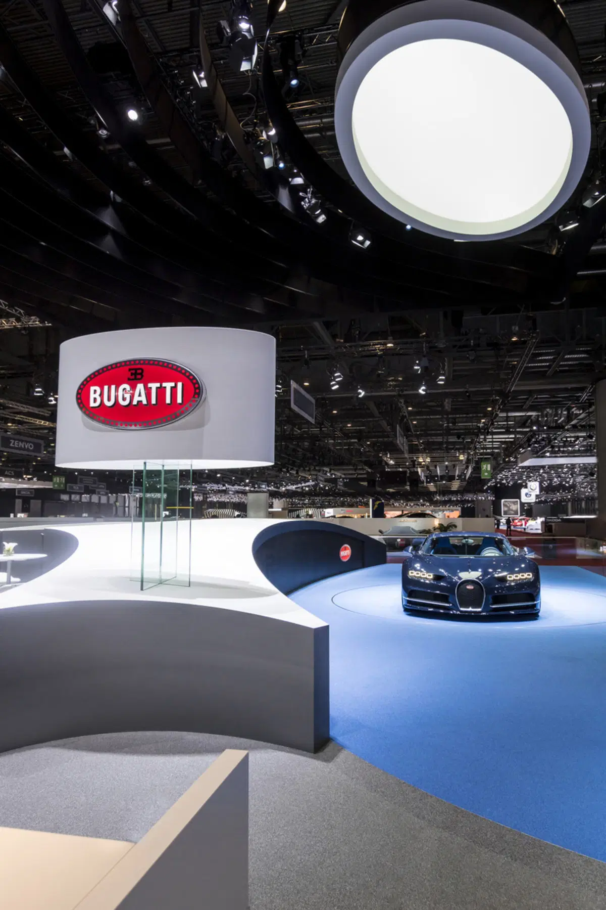 Bugatti, miglior stand del Salone di Ginevra 2017 [Video] (4)