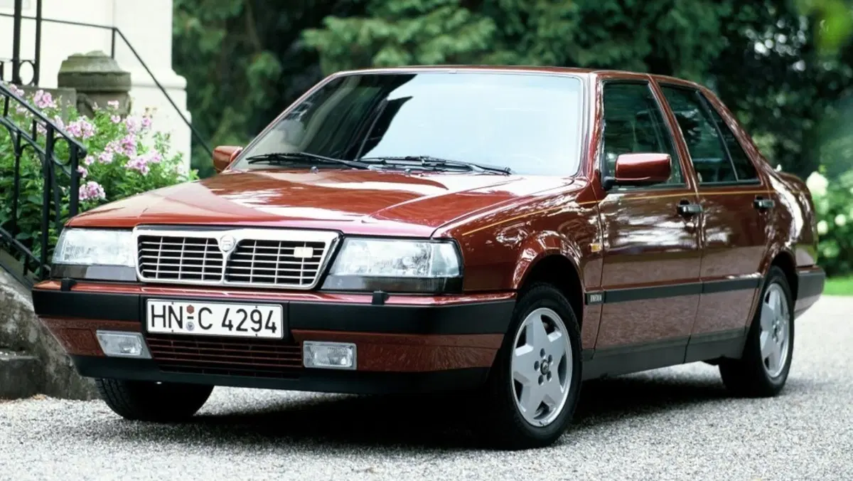 Lancia Thema 8.32: il motore “by Ferrari” lo faceva anche Ducati (11)