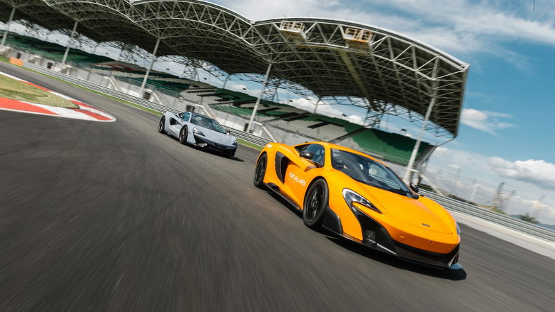 Pure McLaren Race Academy, i corsi per la guida in pista