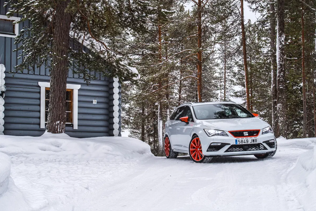 Seat Leon Cupra ST MY2017: come va la 4Drive sulla neve! [Video Primo Test] (9)