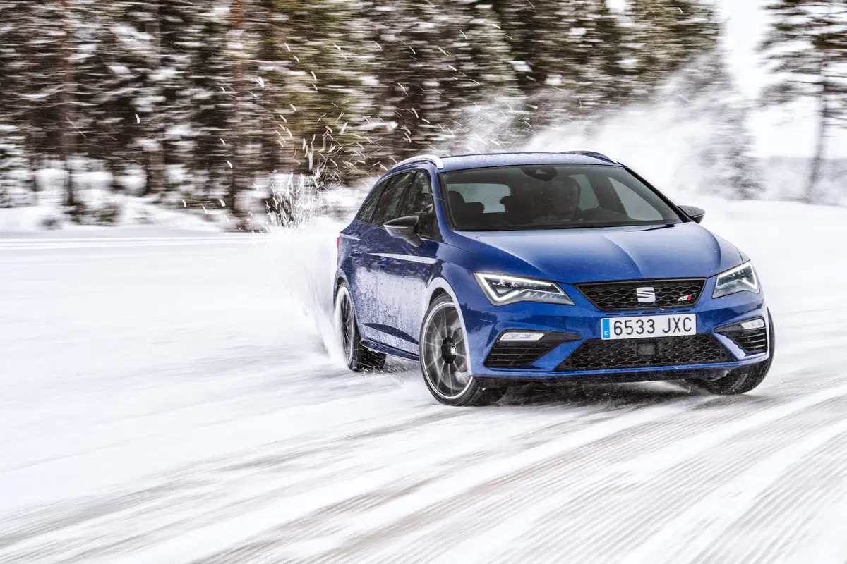 Seat Leon Cupra ST MY2017: come va la 4Drive sulla neve! [Video Primo Test] (18)