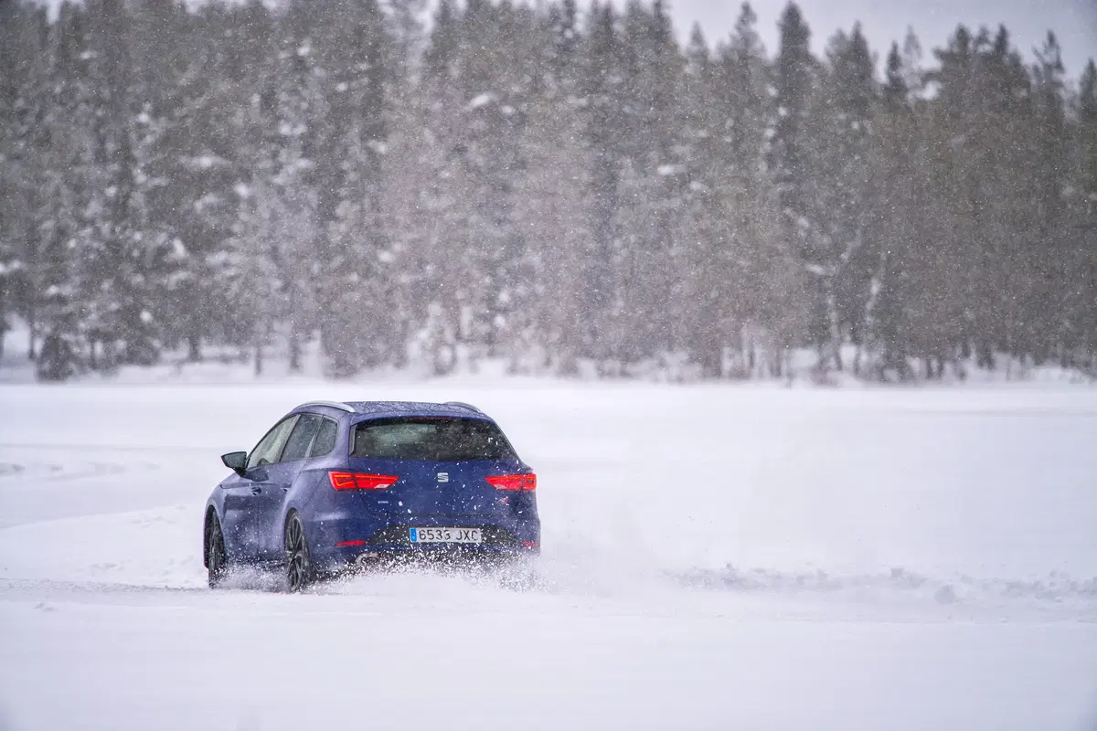 Seat Leon Cupra ST MY2017: come va la 4Drive sulla neve! [Video Primo Test] (24)