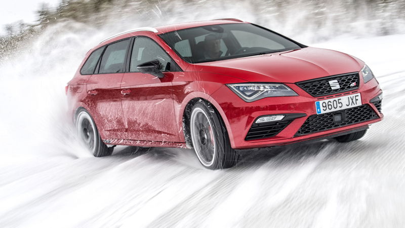 Seat Leon Cupra ST MY2017: come va la 4Drive sulla neve! [Video Primo Test]