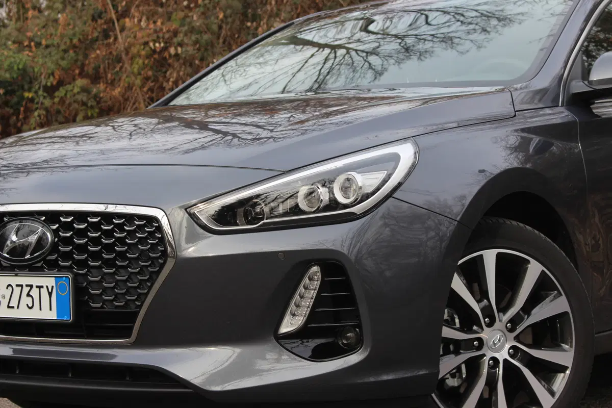 Hyundai i30 | Test drive #AMboxing (2)