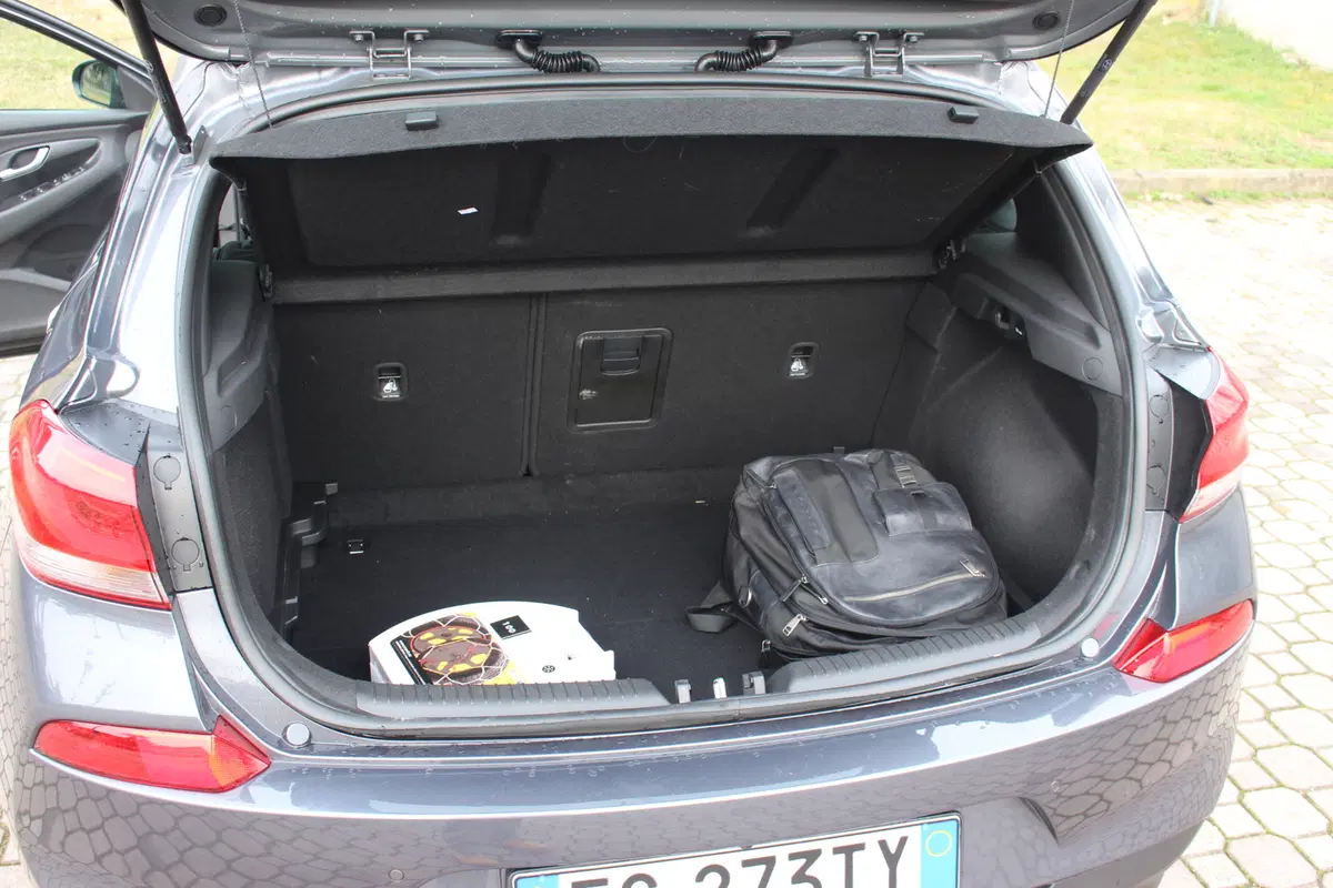 Hyundai i30 | Test drive #AMboxing (14)