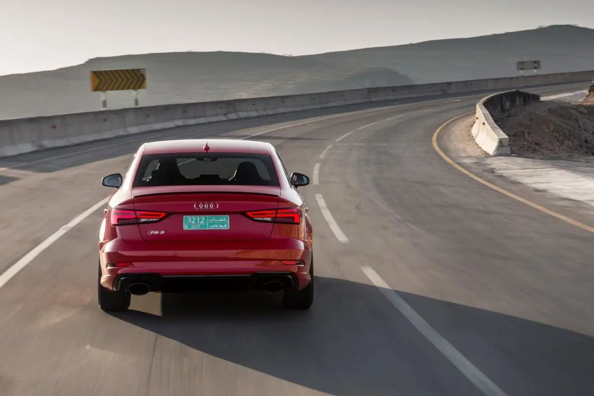 Audi RS3 restyling [Video primo test] (5)