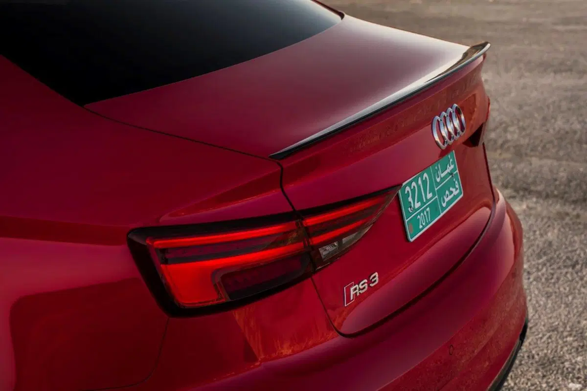 Audi RS3 restyling [Video primo test] (11)