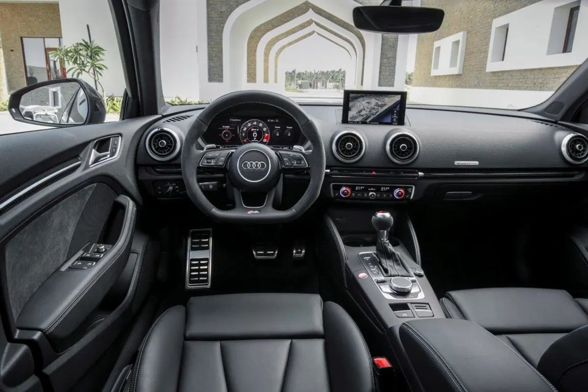 Audi RS3 restyling [Video primo test] (8)