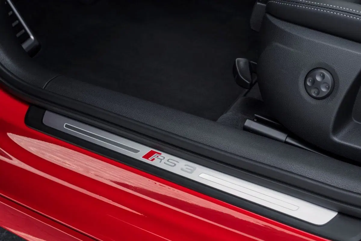 Audi RS3 restyling [Video primo test] (15)