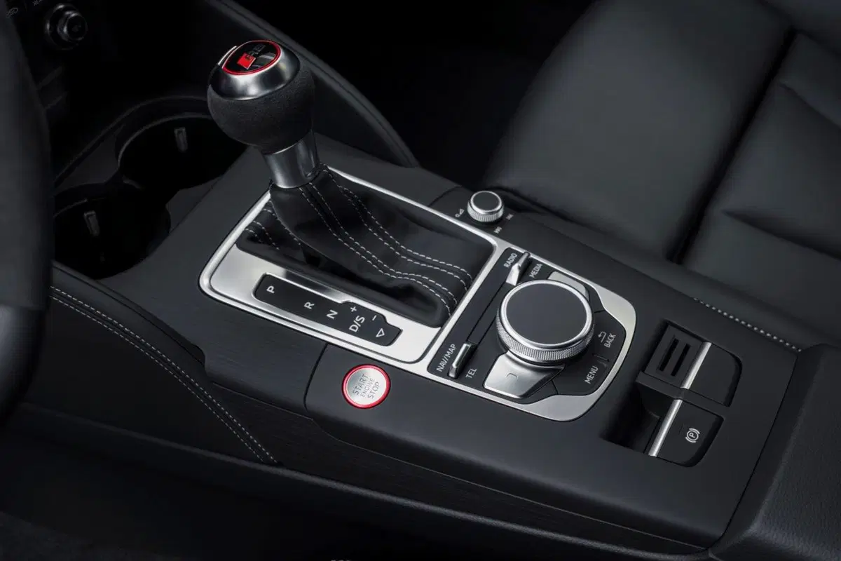 Audi RS3 restyling [Video primo test] (12)