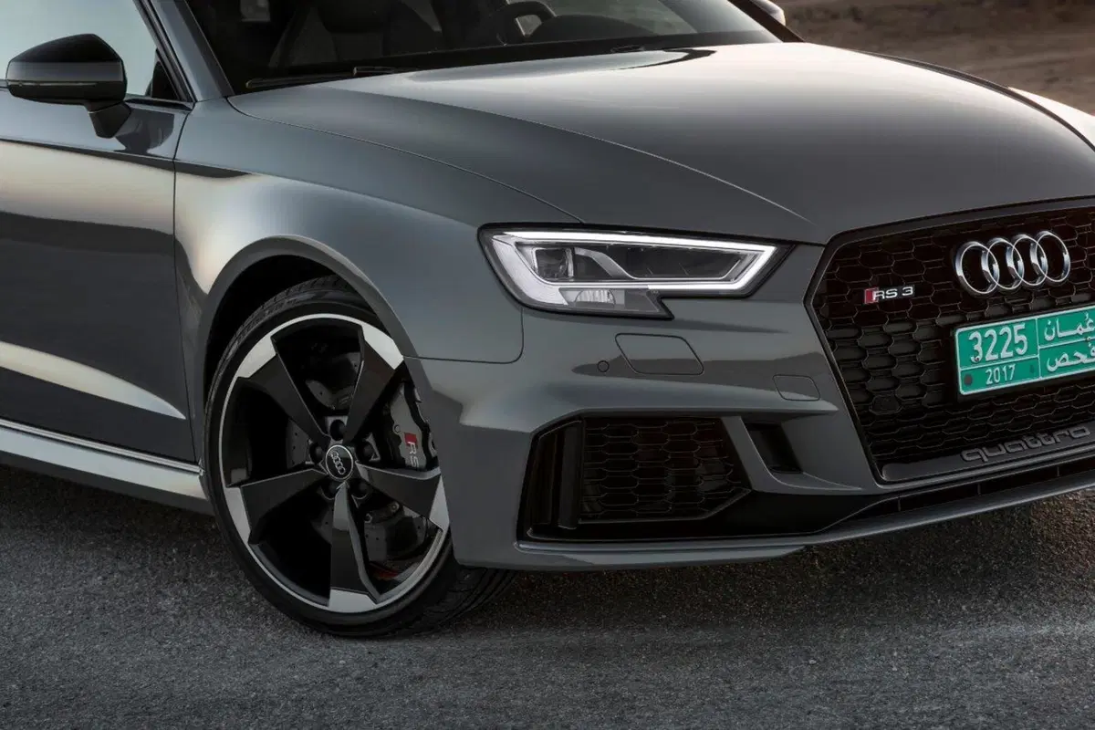 Audi RS3 restyling [Video primo test] (18)