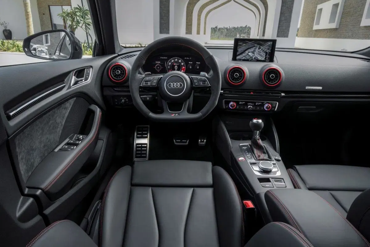 Audi RS3 restyling [Video primo test] (26)