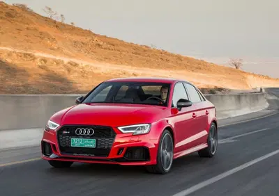 Audi RS3 restyling [Video primo test]