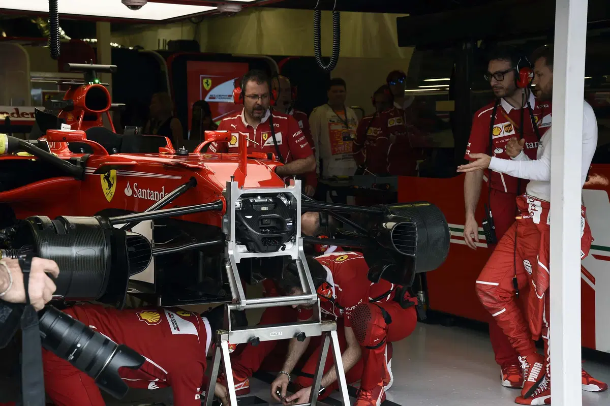 F1, GP Australia 2017, FP3: Vettel davanti a tutti (12)