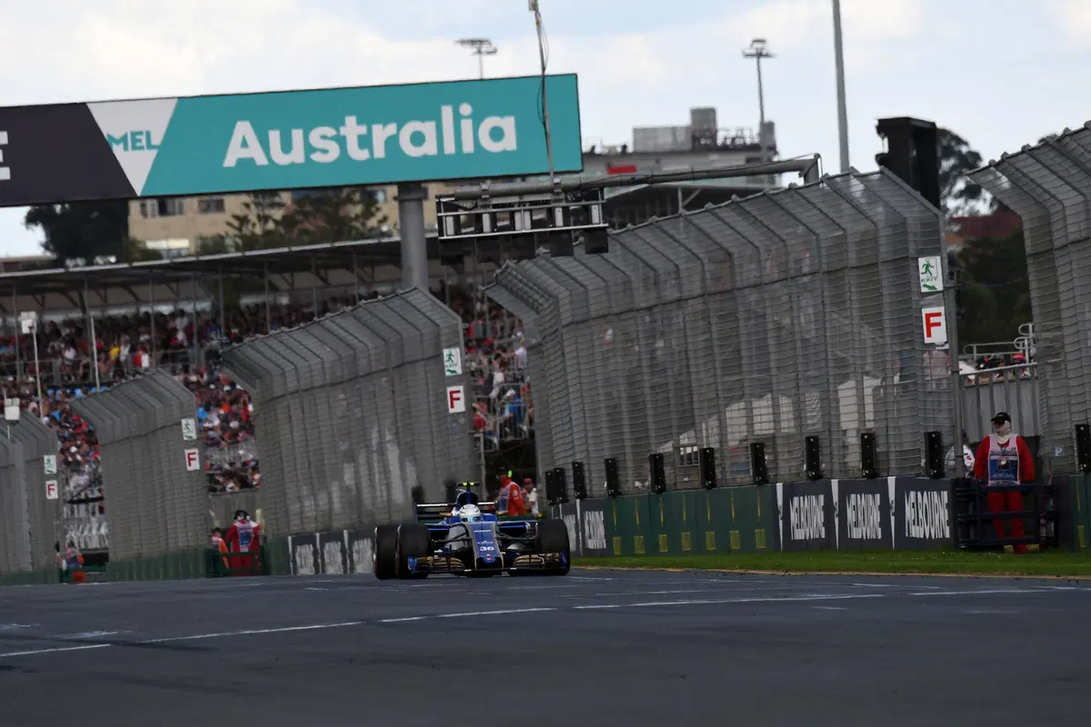 F1, GP Australia 2017: pole per Hamilton. Secondo Vettel (13)