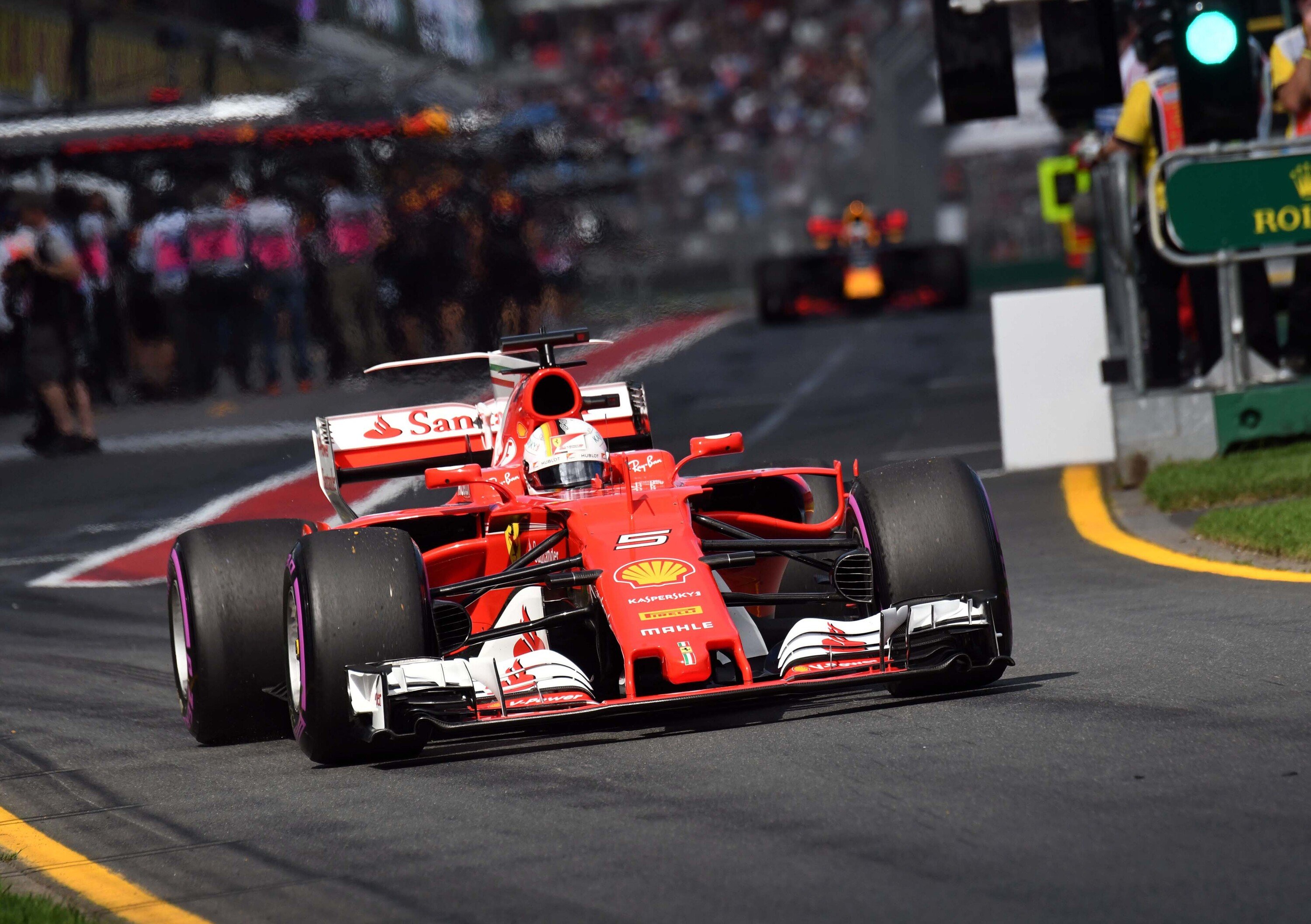 F1, GP Australia 2017: vince Vettel