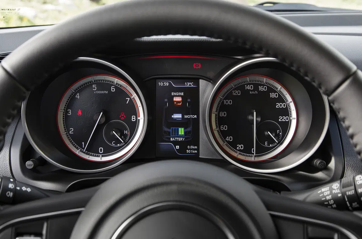 Nuova Suzuki Swift 2017: cittadina di carattere! [Video Primo Test] (19)