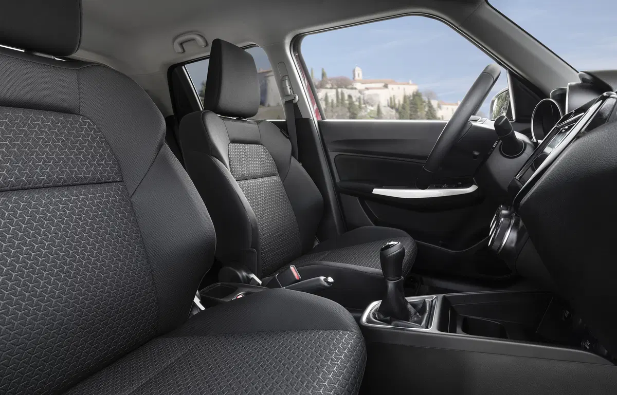 Nuova Suzuki Swift 2017: cittadina di carattere! [Video Primo Test] (26)