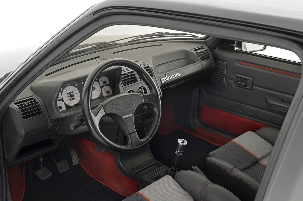 Confronto Heritage, Peugeot: 205 GTi Vs 208 GTi