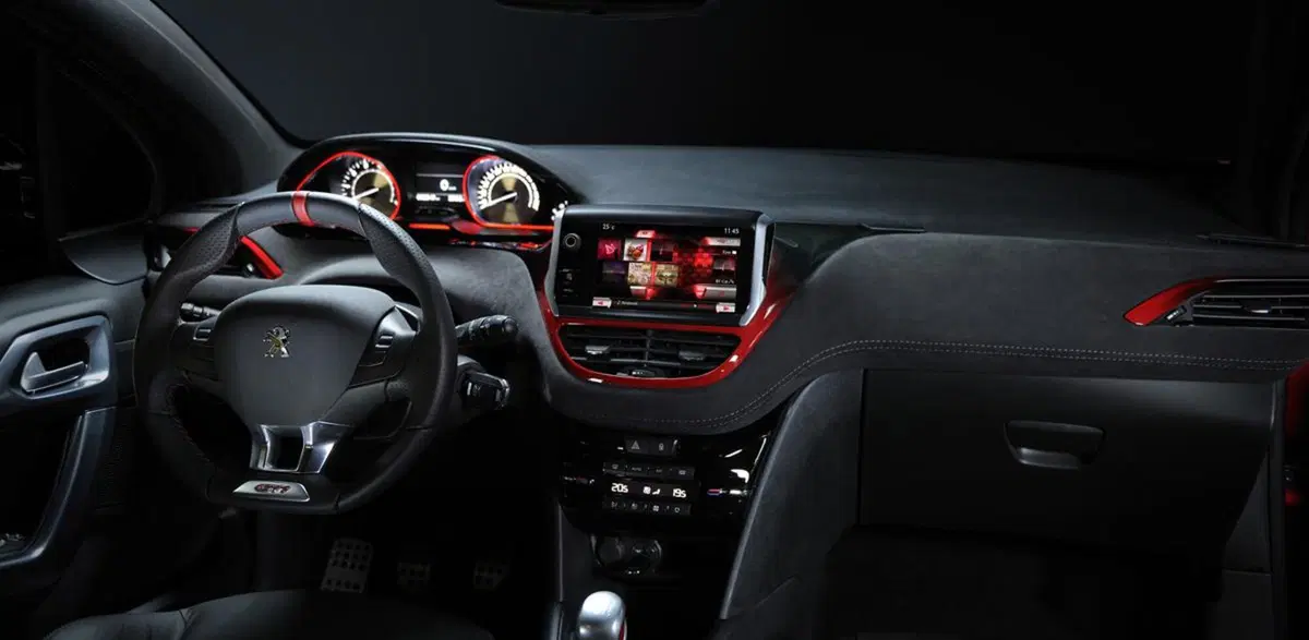 Confronto Heritage, Peugeot: 205 GTi Vs 208 GTi (6)