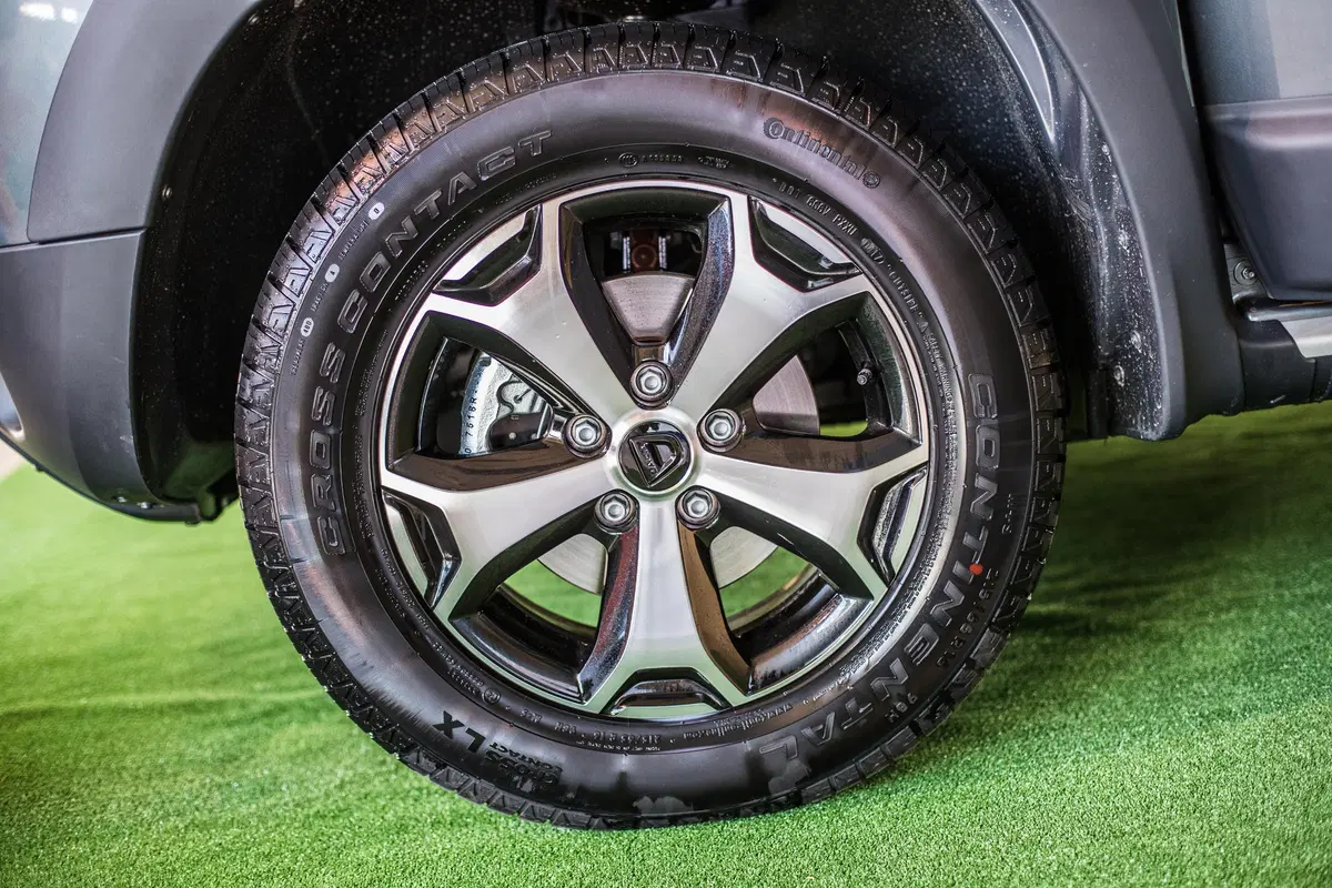 Dacia: ecco la serie speciale Brave (20)