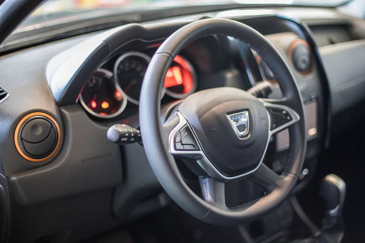 Dacia: ecco la serie speciale Brave (26)