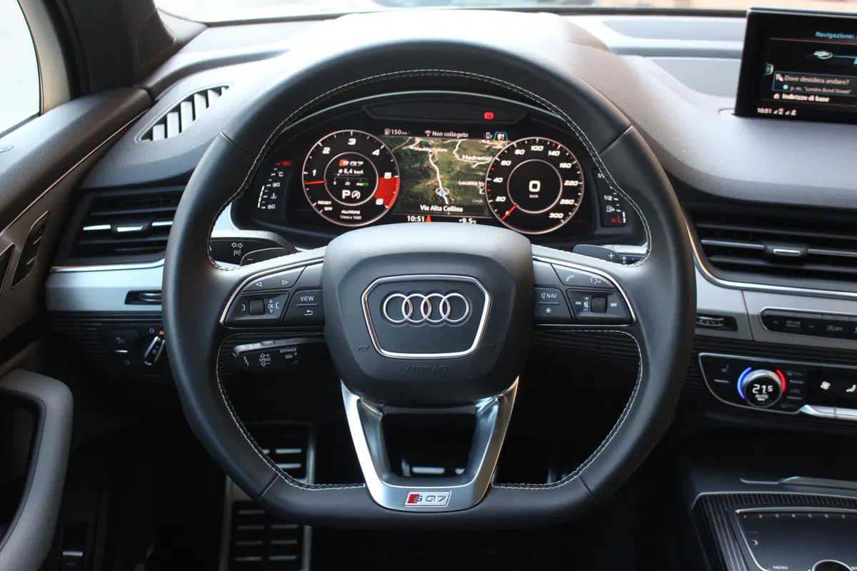 Audi SQ7 | Test drive #AMboxing (13)