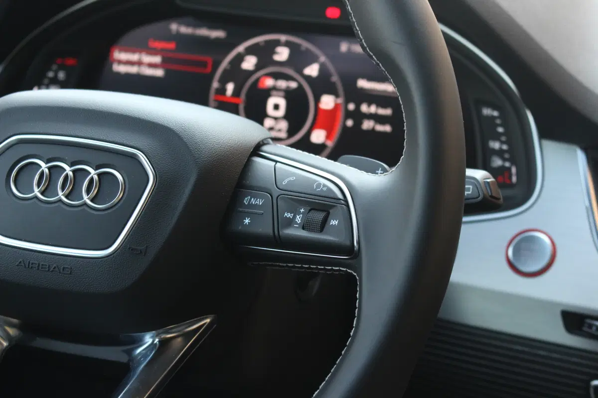 Audi SQ7 | Test drive #AMboxing (14)