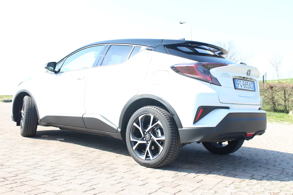 Toyota CHR | Test drive #AMboxing (3)