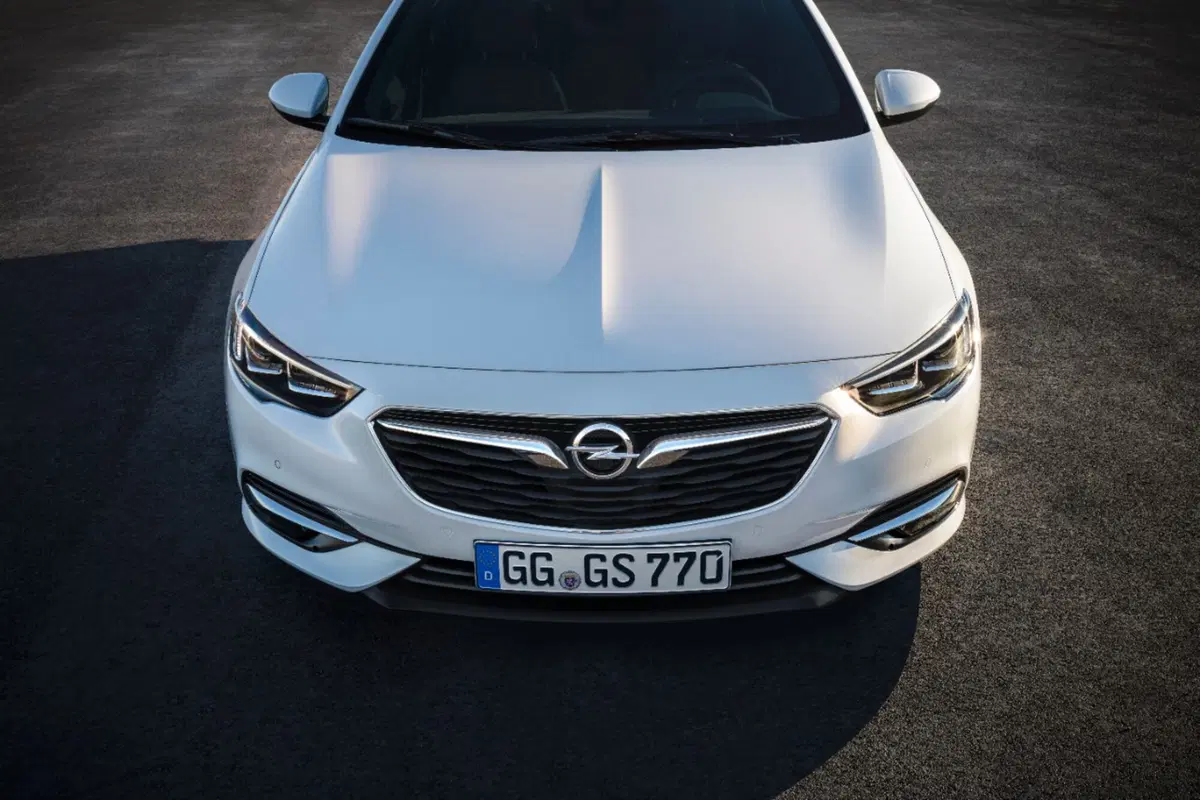 Opel Insignia Grand Sport [Video primo test] (2)