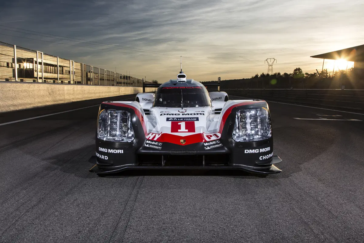 WEC 2017, svelata la Porsche 919 Hybrid (5)