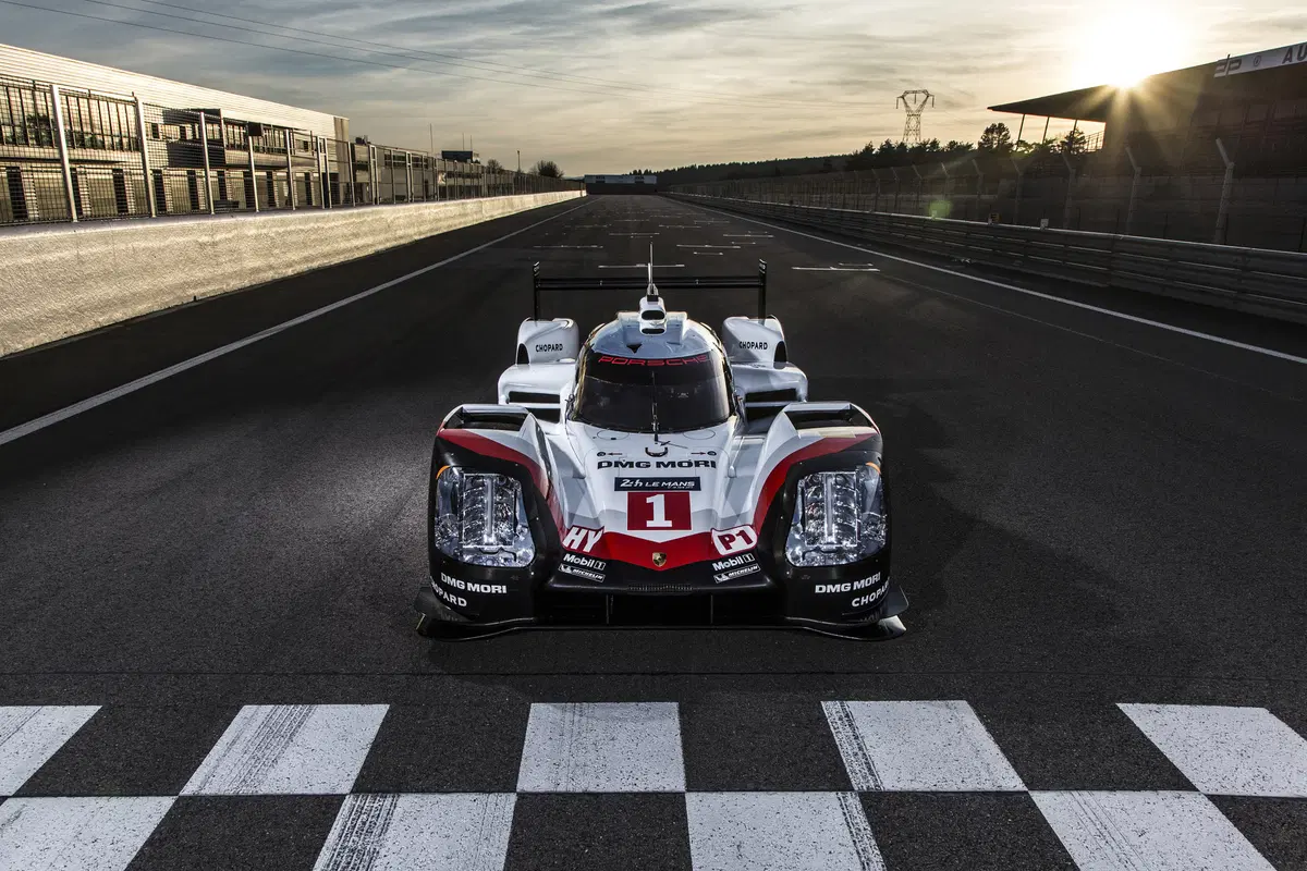 WEC 2017, svelata la Porsche 919 Hybrid (6)