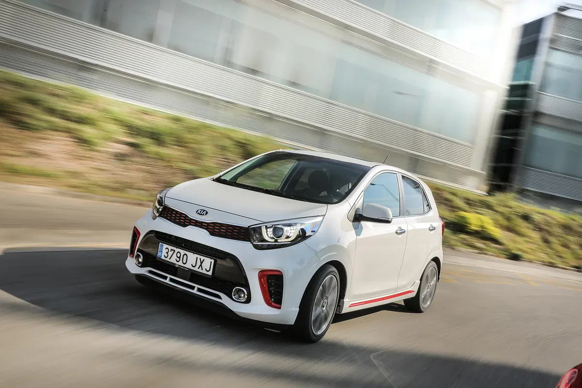 Nuova Kia Picanto GT-Line 2017, "l'anti-Panda" tutto pepe! [Video Primo Test]