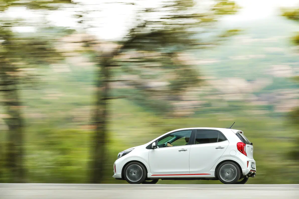 Nuova Kia Picanto GT-Line 2017, "l'anti-Panda" tutto pepe! [Video Primo Test] (12)