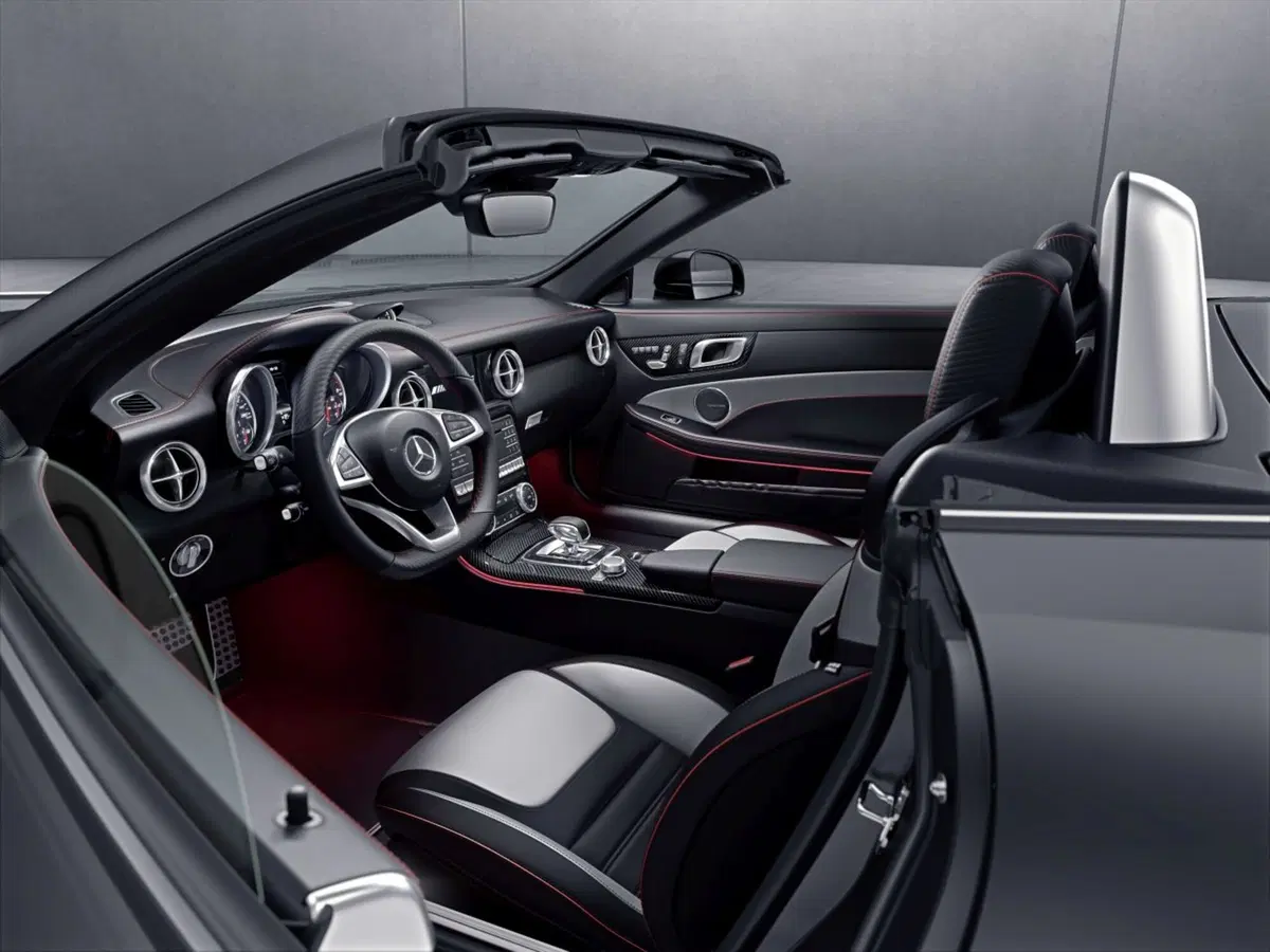 Mercedes SL designo Edition e SLC RedArt Edition  (14)
