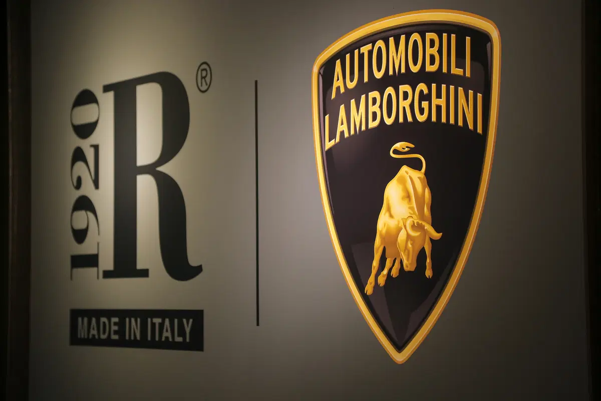 Lamborghini, la collezione di Riva 1920 al Salone del Mobile di Milano (6)