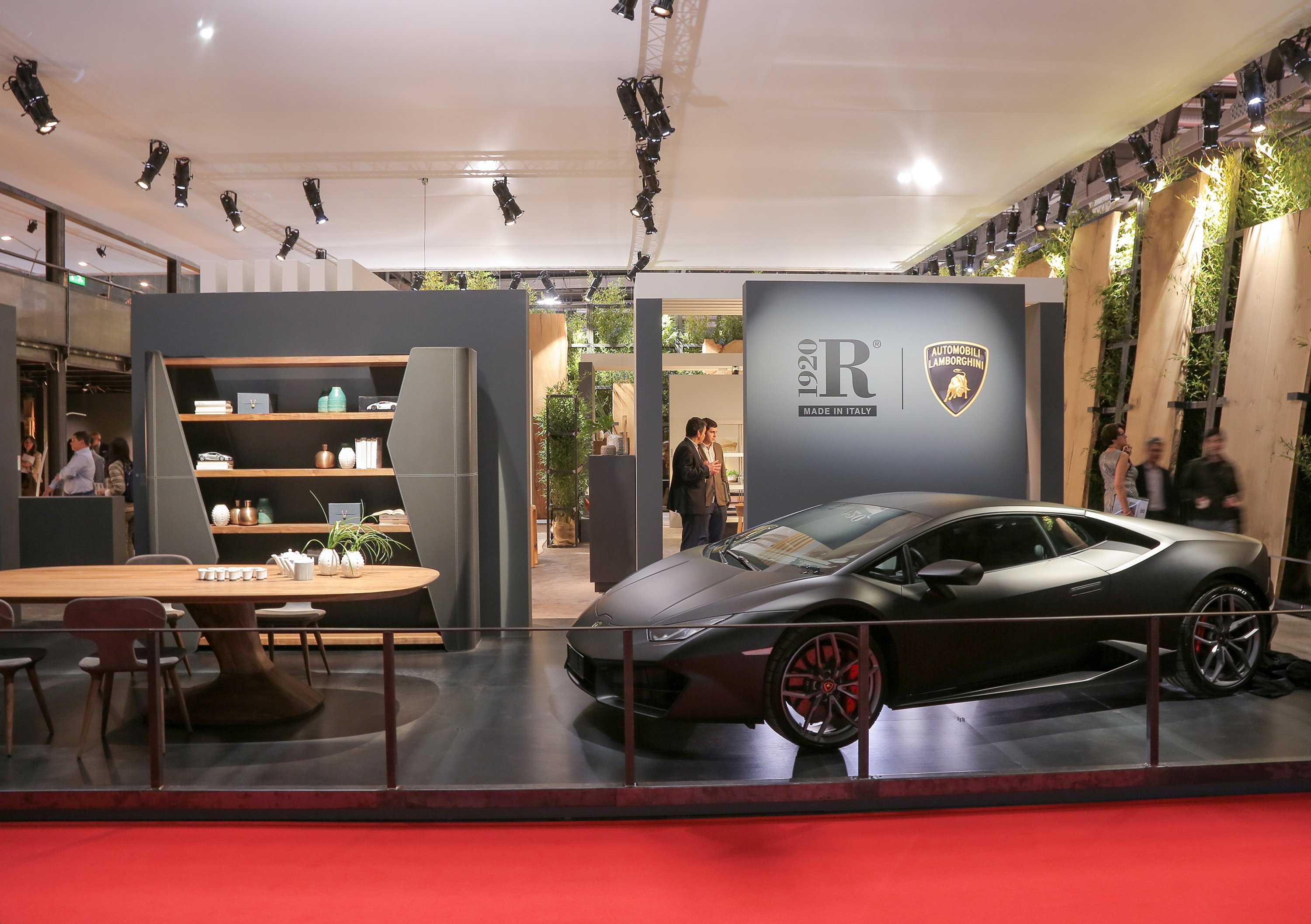 Lamborghini, la collezione di Riva 1920 al Salone del Mobile di Milano