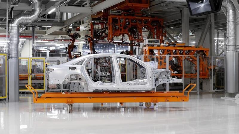 Nuova Audi A8: un telaio, quattro materiali [Video]