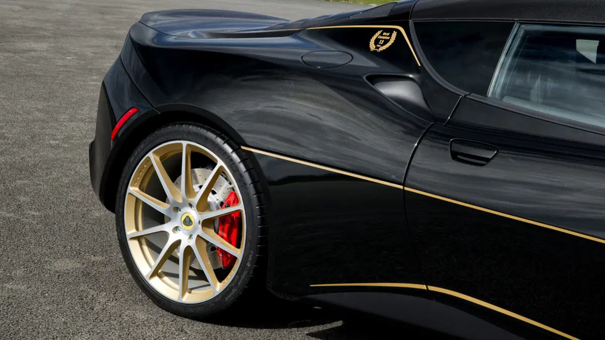 Lotus Evora Sport 410, livrea GP per gli USA (5)