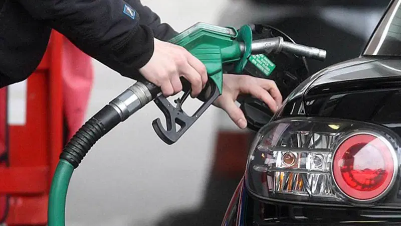 E' Pasqua, carburanti in rialzo
