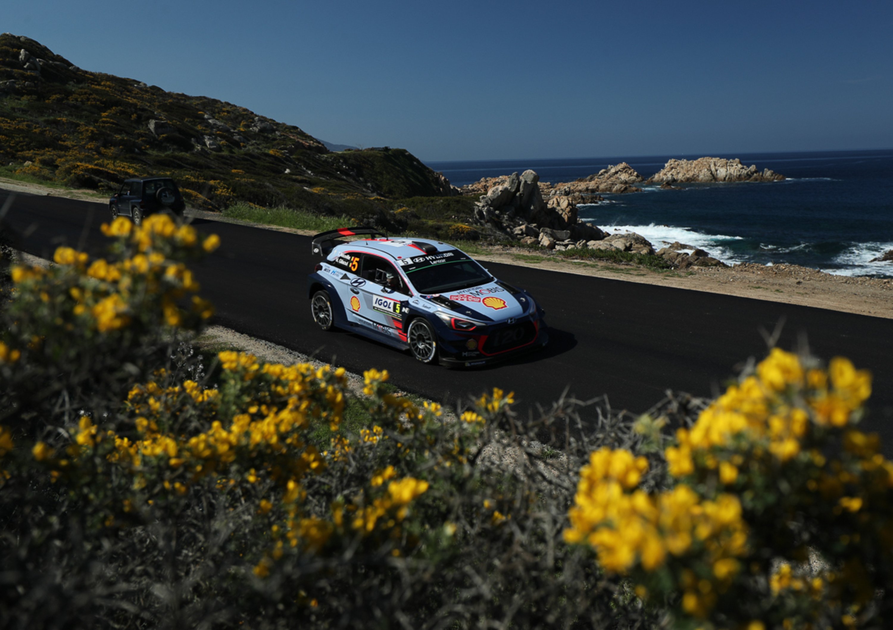 WRC17 Tour de Corse Day 2. Neuville (Hyundai) Al Comando