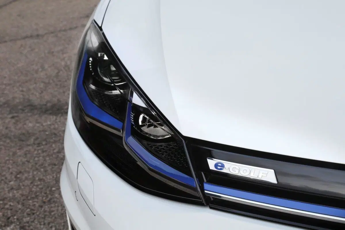 VW e-Golf [Video Primo Test] (5)