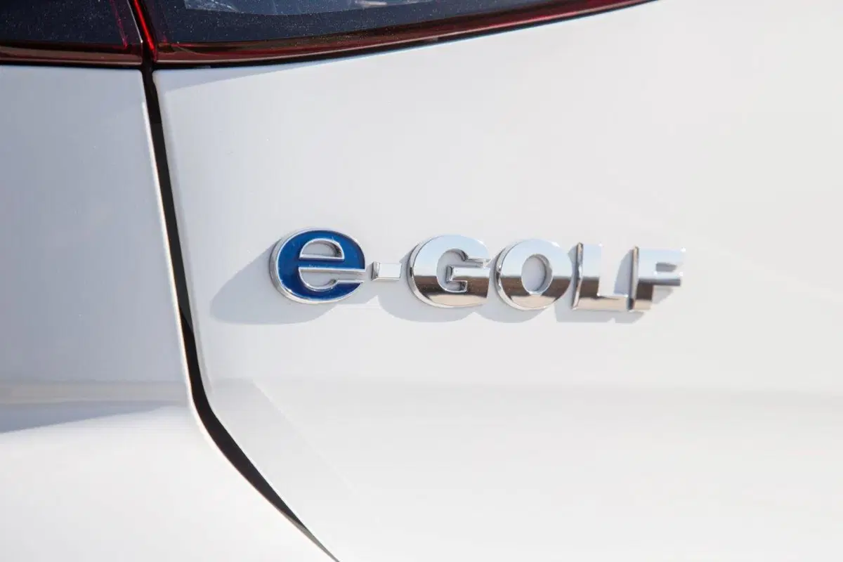 VW e-Golf [Video Primo Test] (6)