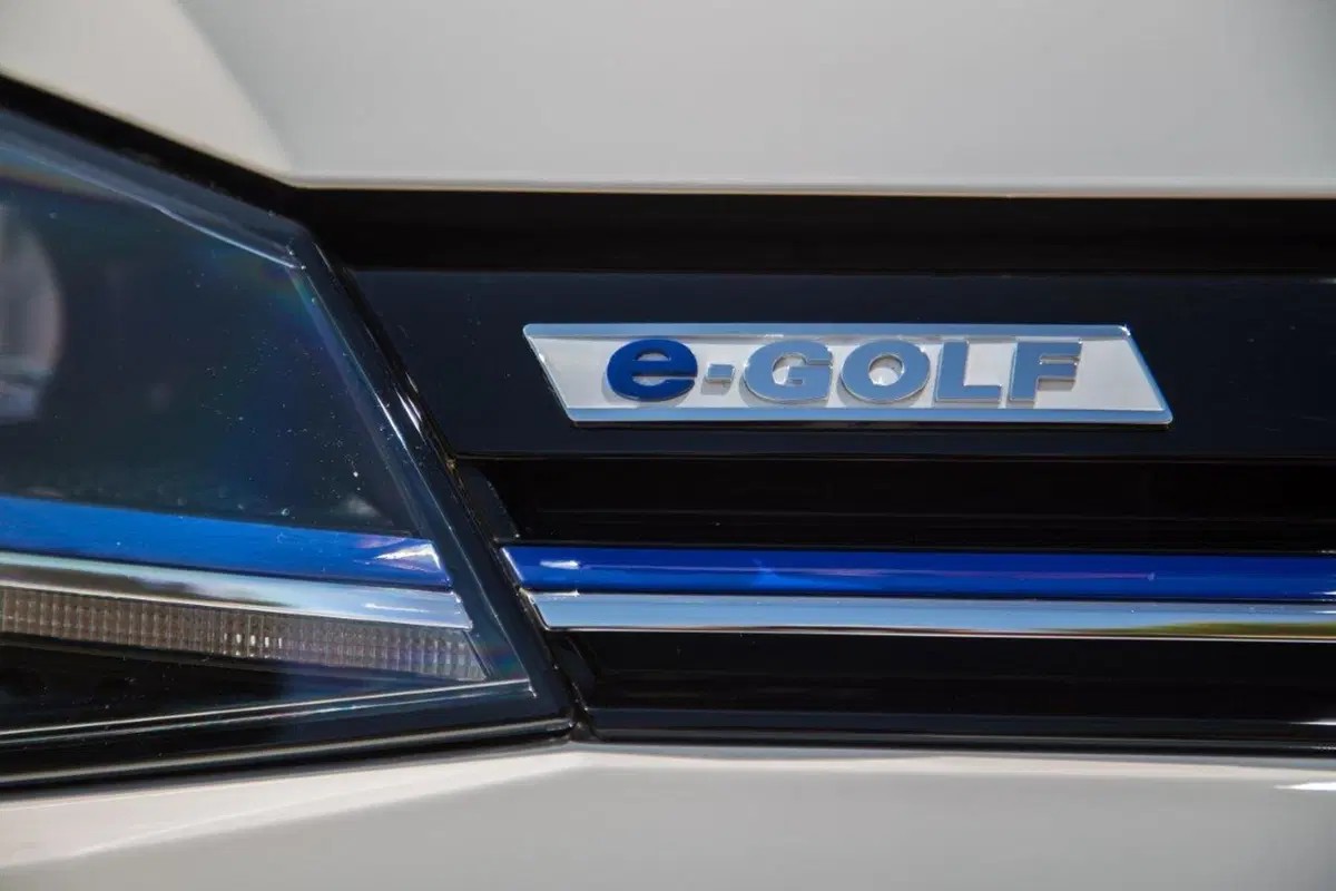 VW e-Golf [Video Primo Test] (7)