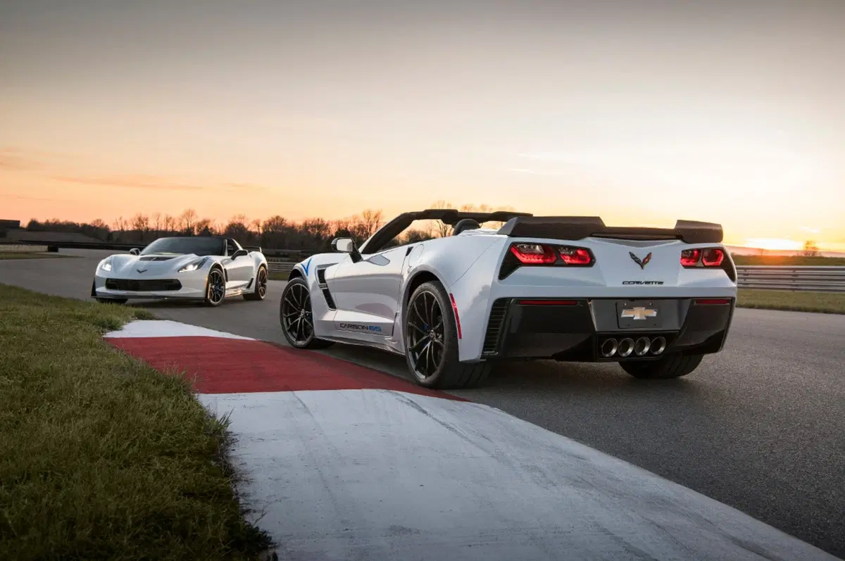Carbon 65 Edition, la Corvette compie 65 anni (7)
