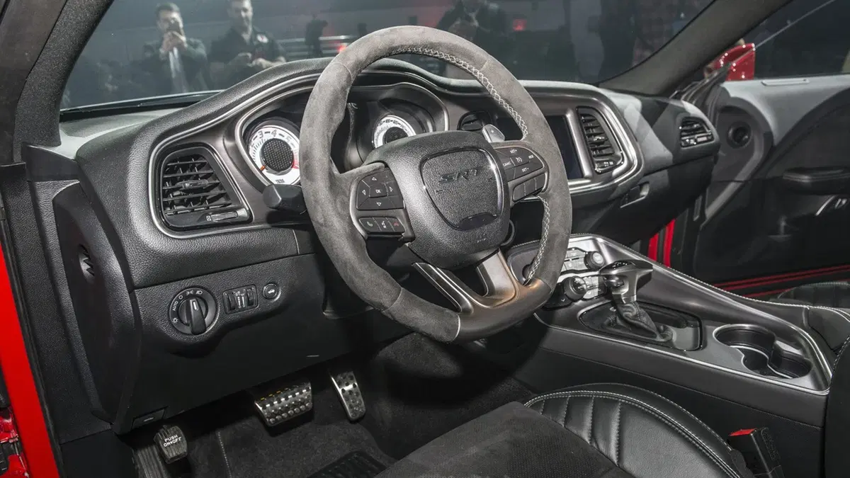 Dodge Challenger SRT Demon: anche le auto possono impennare [Video] (3)